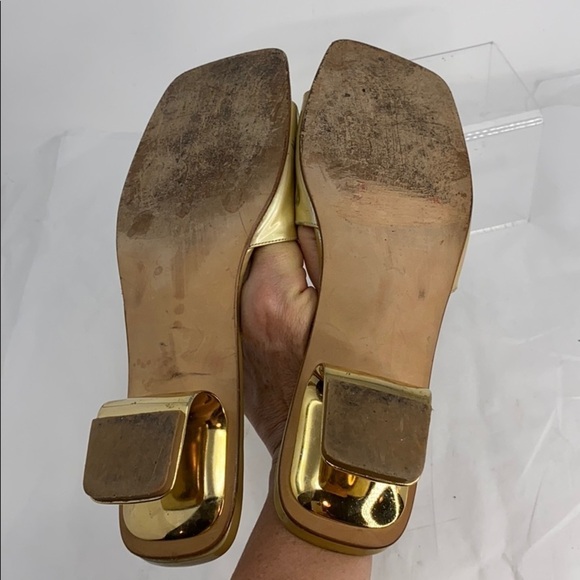Stuart Weitzman 8.5 Gold Patent Leather Sandals - Picture 7 of 10